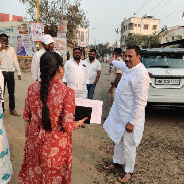 लोहगावातील रस्ते तातडीने मार्गी लावा: आमदारांच्या अधिकाऱ्यांना सुचना