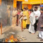 प्रभाग १ मध्ये शिवसेना शिंदे गटाने ईव्हीएम फोडल्या आणि जाळल्या